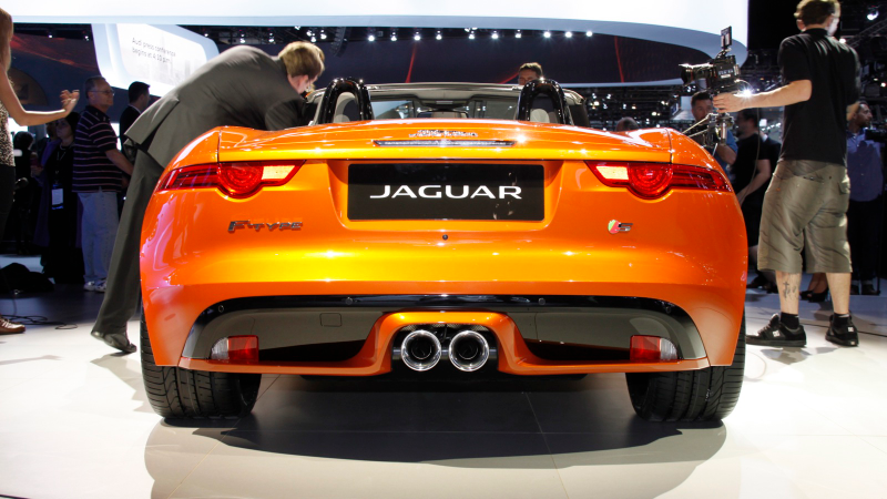 Illustration for article titled Jaguar F-Type: Pure Car Porn
